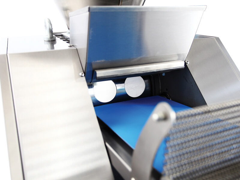 Тестоделитель вакуумно-поршневой автоматический Porlanmaz PMVD 2000 (200-1000 гр.)